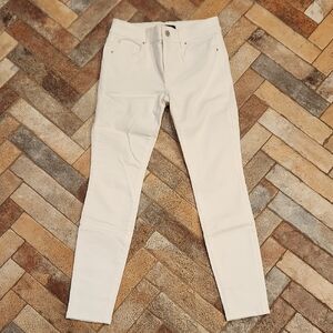 Ann Taylor Women's Skinny Jeans in Cream